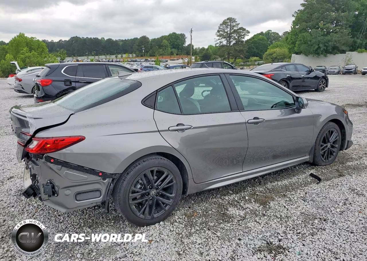 2025 Toyota Camry Se VIN:4T1DAACK5SU648779 - 3