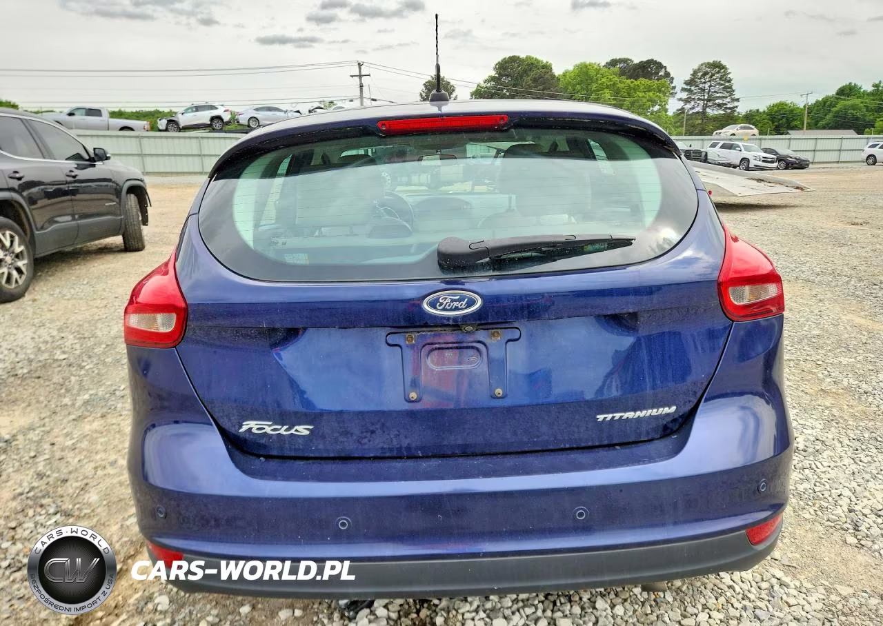 2017 Ford Focus Titanium VIN:1FADP3N22HL288029 - 6