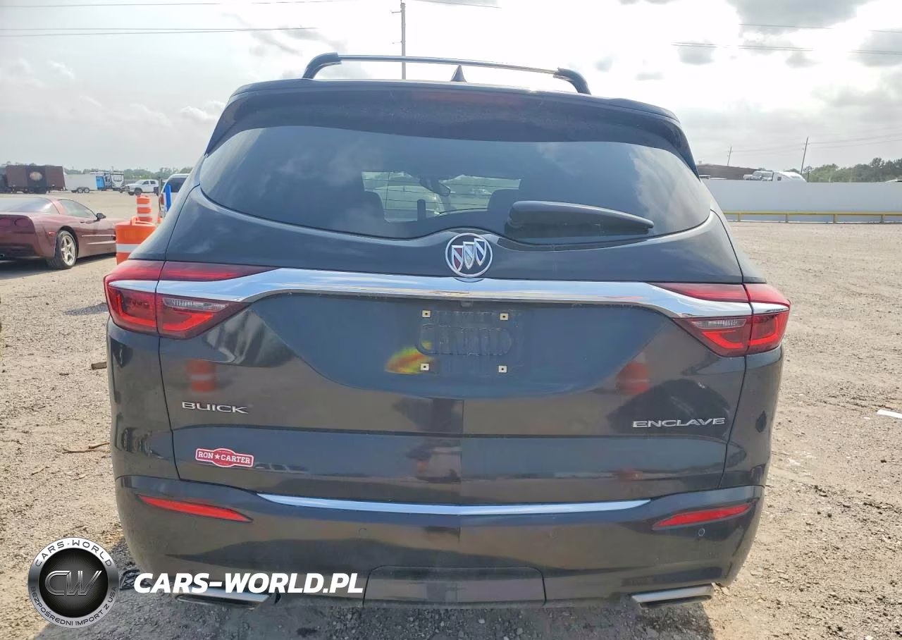 2018 Buick Enclave Essence VIN:5GAERBKW5JJ150501 - 6