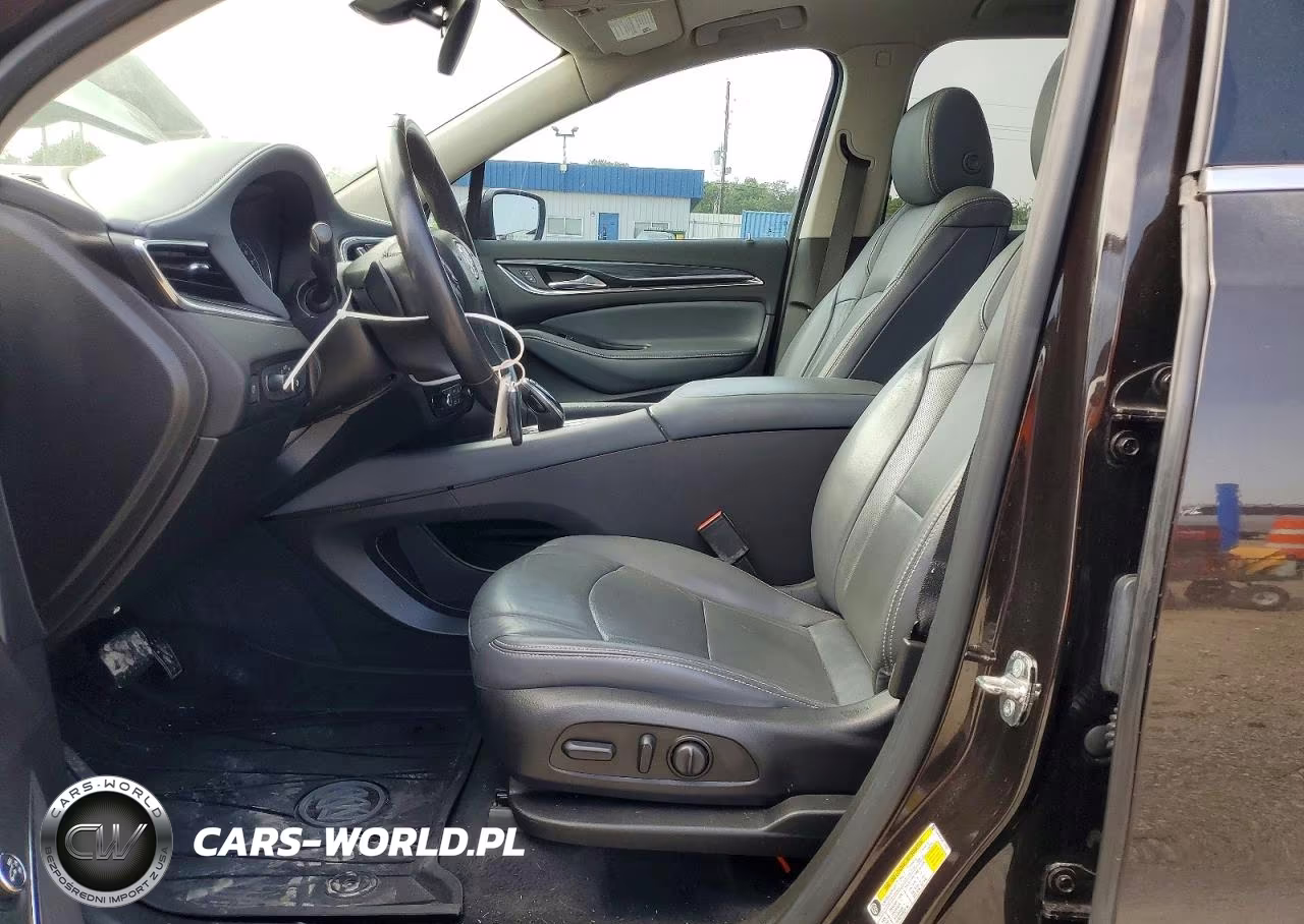 2018 Buick Enclave Essence VIN:5GAERBKW5JJ150501 - 7