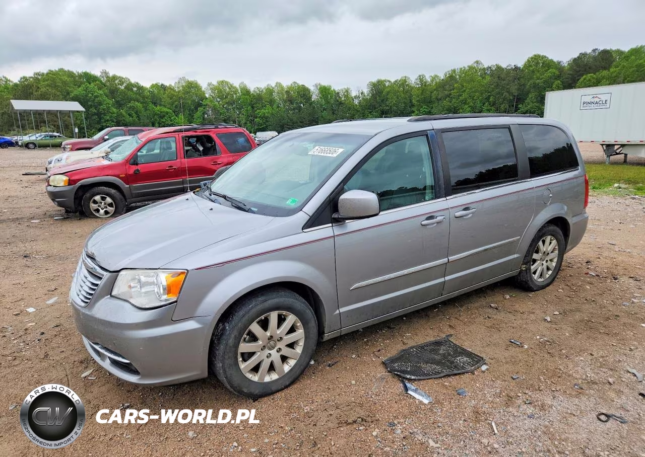 2016 Chrysler Town & Country Touring