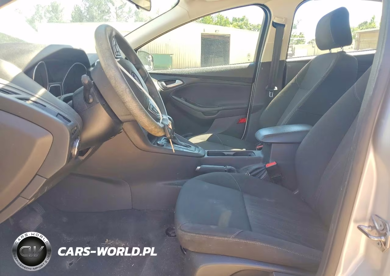 2015 Ford Focus Se 4D Sedan VIN:1FADP3F27FL204444 - 7
