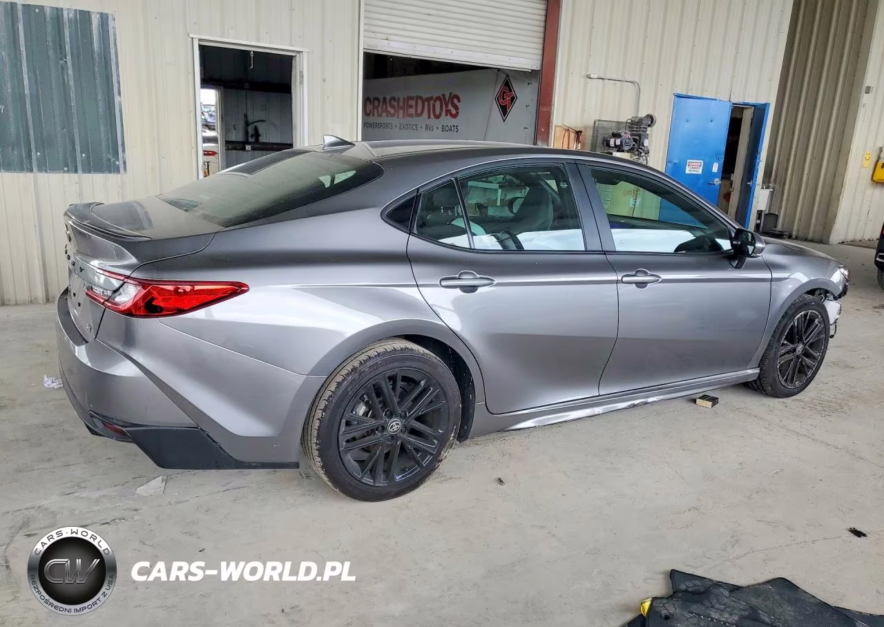 2025 Toyota Camry Se VIN:4T1DAACK7SU504473 - 3