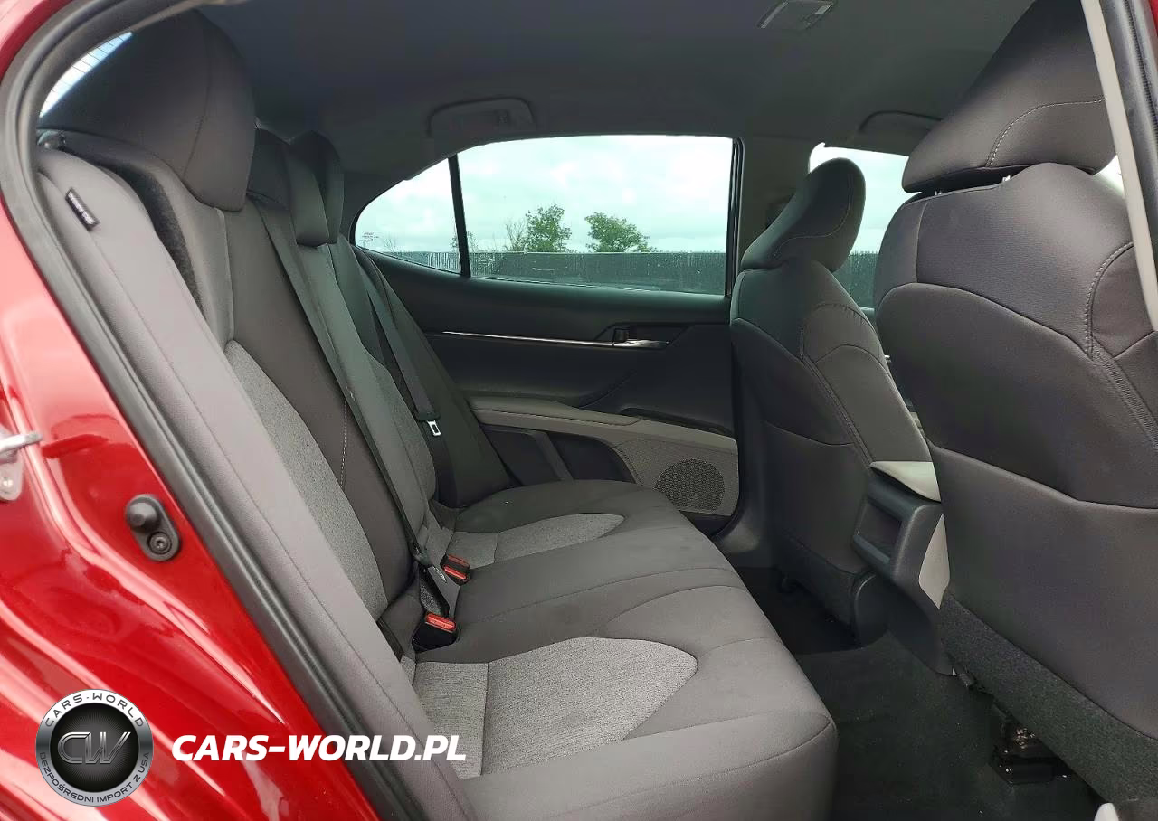 2021 Toyota Camry Le VIN:4T1C11AK7MU483464 - 10