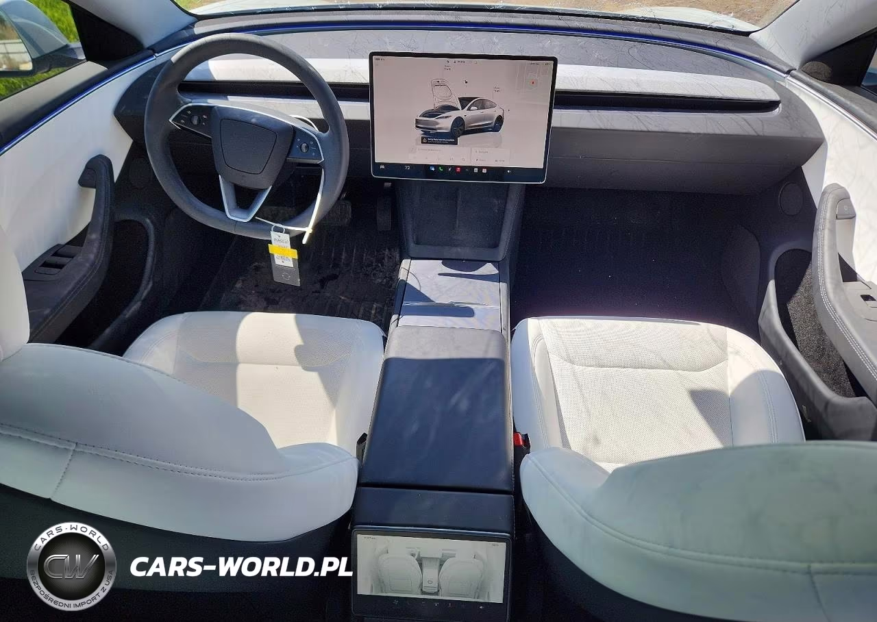 2025 Tesla Model 3 VIN:5YJ3E1EB3SF914892 - 8