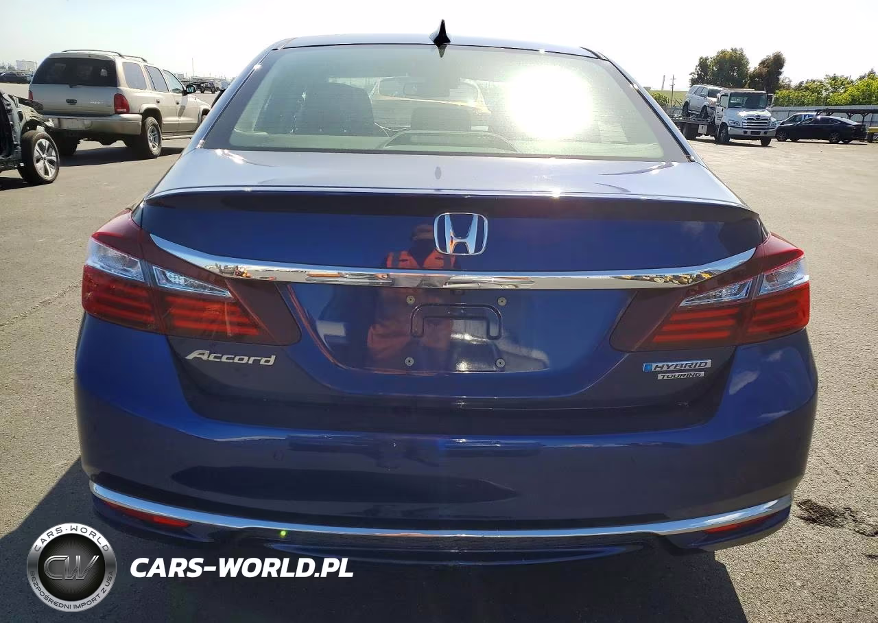 2017 Honda Accord Touring Hybrid VIN:JHMCR6F70HC005685 - 6
