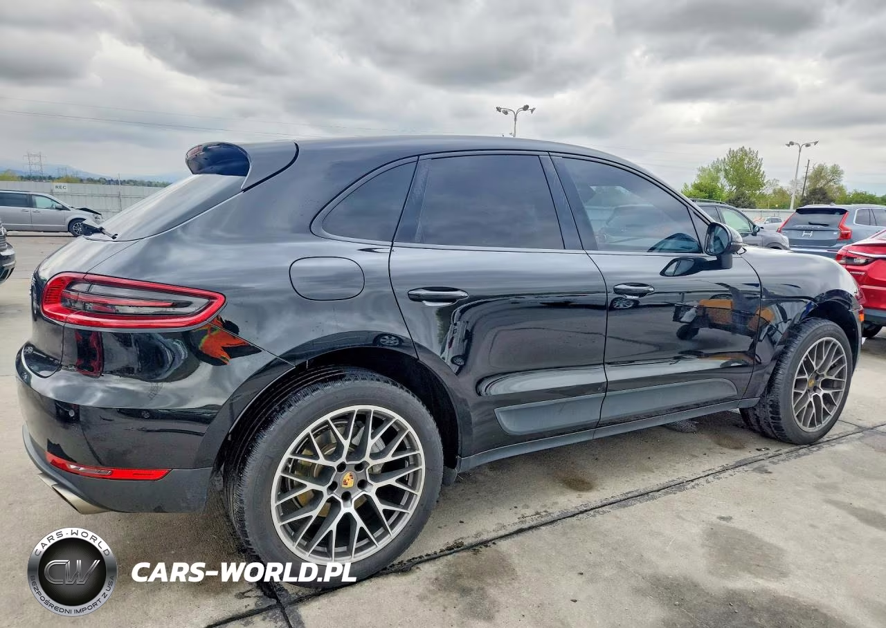 2015 Porsche Macan S VIN:WP1AB2A50FLB70112 - 3