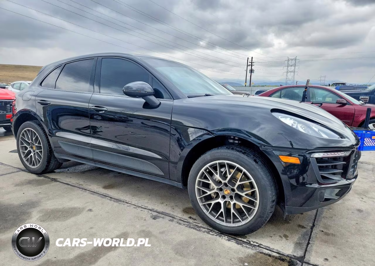 2015 Porsche Macan S VIN:WP1AB2A50FLB70112 - 4