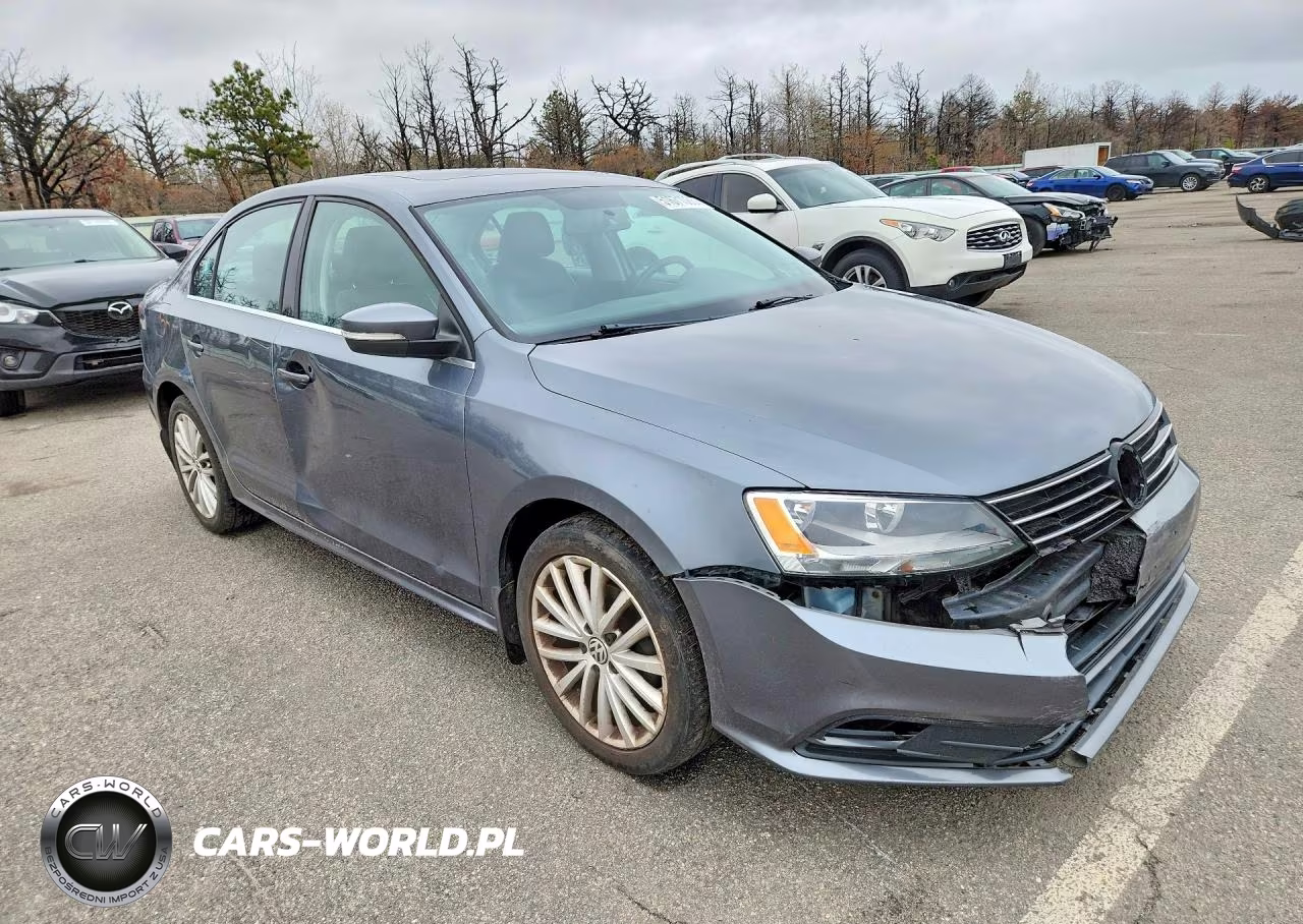2015 Volkswagen Jetta Se VIN:3VWD17AJ1FM301748 - 4
