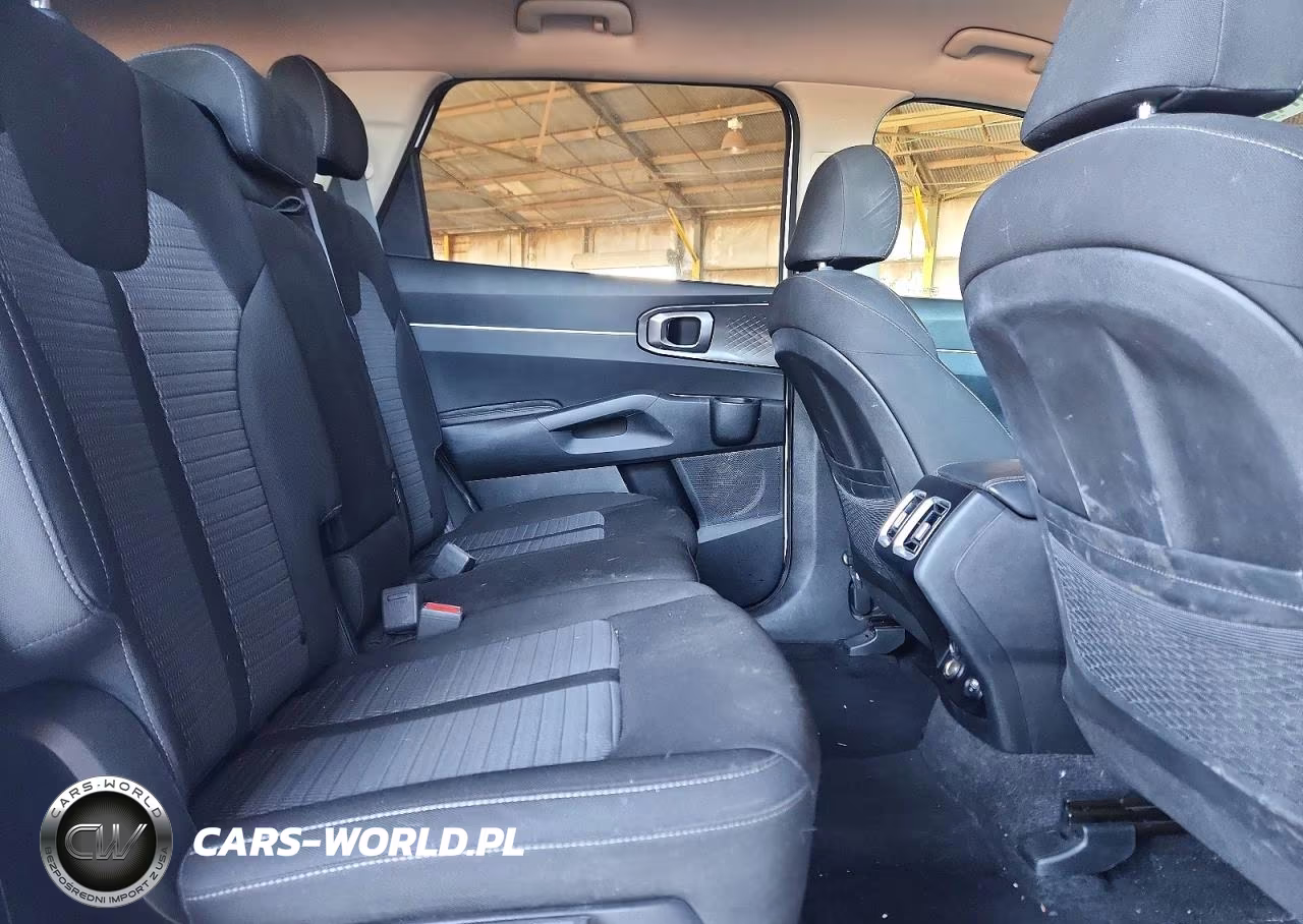 2023 Kia Sorento Lx VIN:5XYRG4LC7PG200684 - 11