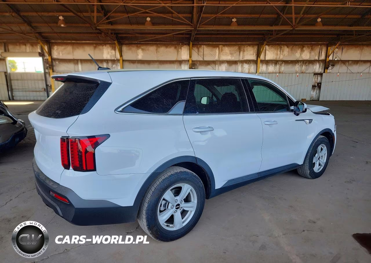 2023 Kia Sorento Lx VIN:5XYRG4LC7PG200684 - 3