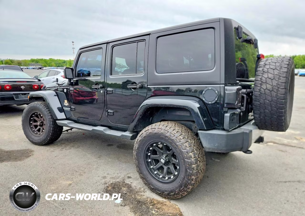 2015 Jeep Wrangler Unlimited Sahara VIN:1C4HJWEG1FL646633 - 2