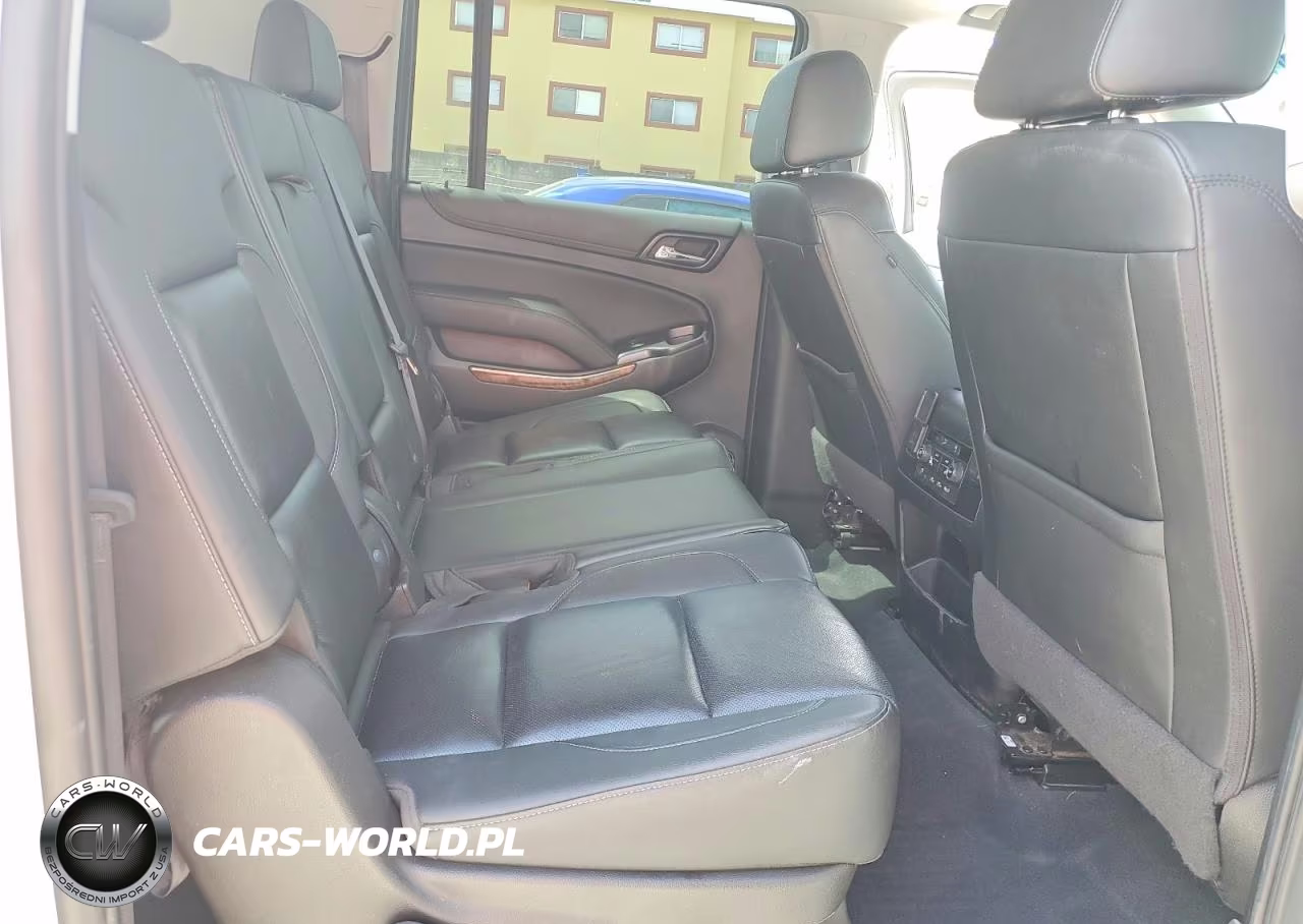2020 Chevrolet Suburban C1500 Premier VIN:1GNSCJKCXLR263570 - 11