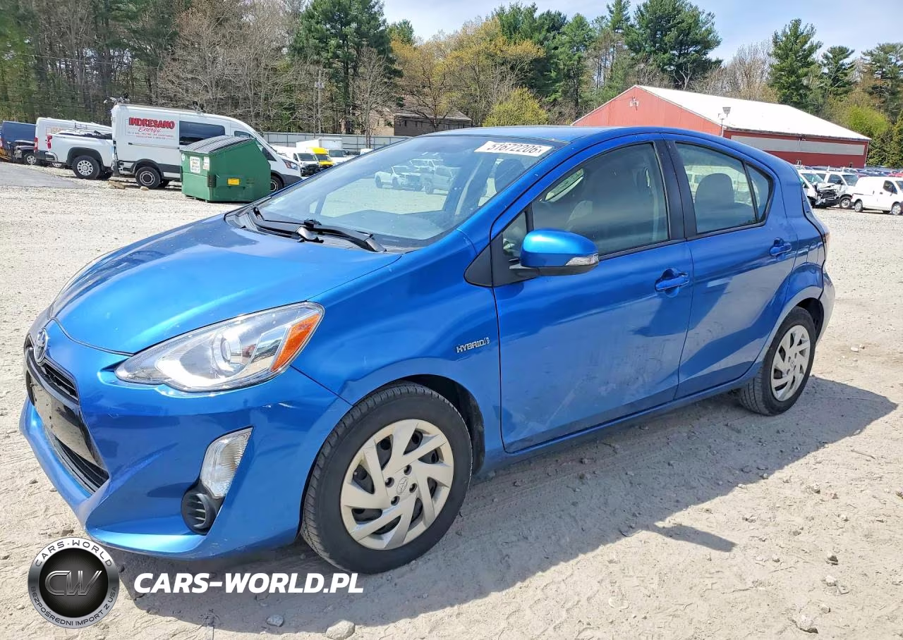 2015 Toyota Prius C Two