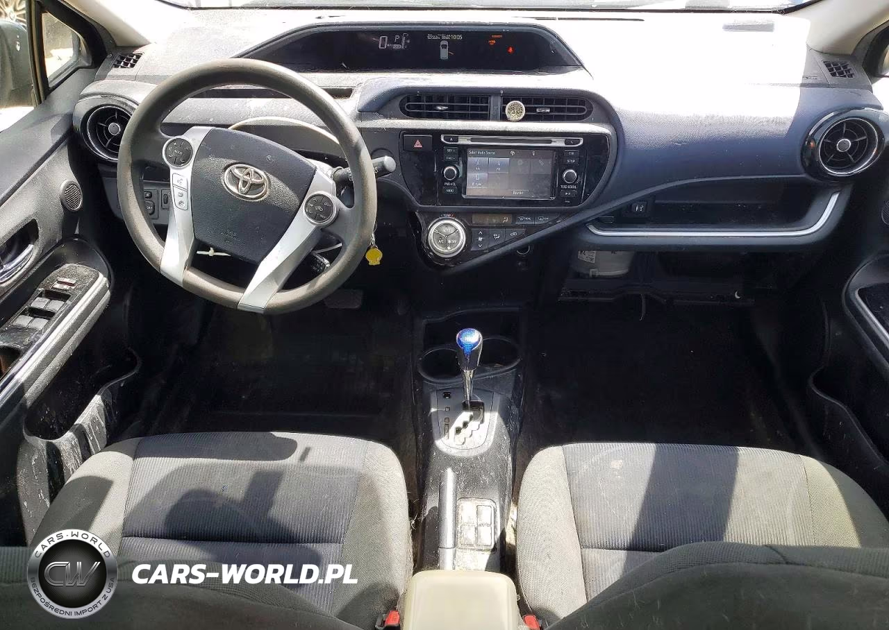 2015 Toyota Prius C Two VIN:JTDKDTB30F1101824 - 8