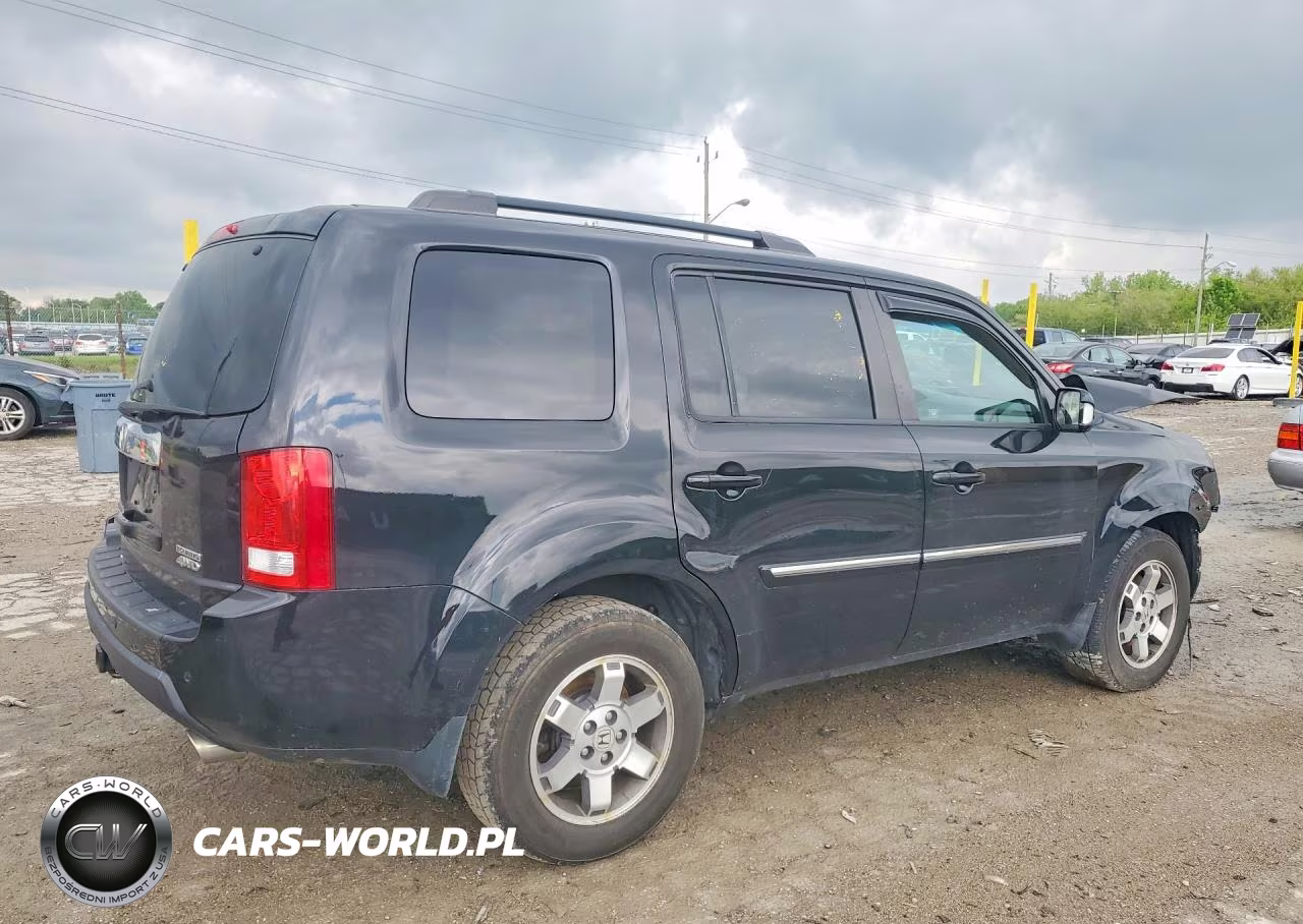 2011 Honda Pilot Touring VIN:5FNYF4H98BB046854 - 3