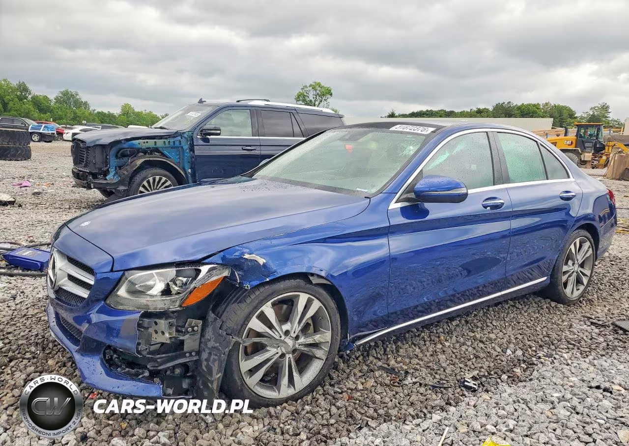 2017 Mercedes-Benz C 300 – zdjęcie 1 z 12