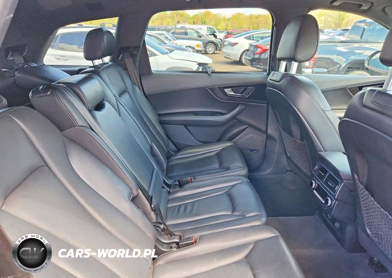 2019 Audi Q7 Prestige VIN:WA1VAAF7XKD009758 - 11