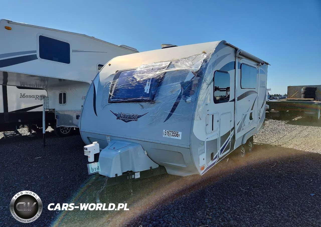2018 Lance Recreational Vehicle (Rv) VIN:56YTT1620JL322902 - 2