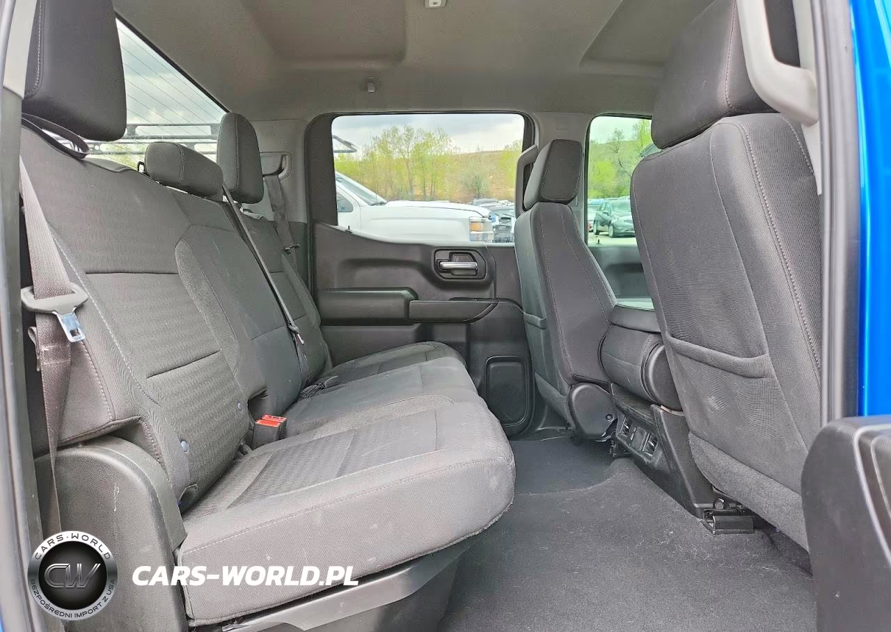 2024 Chevrolet Silverado K1500 Custom VIN:1GCPDBEK0RZ221731 - 10