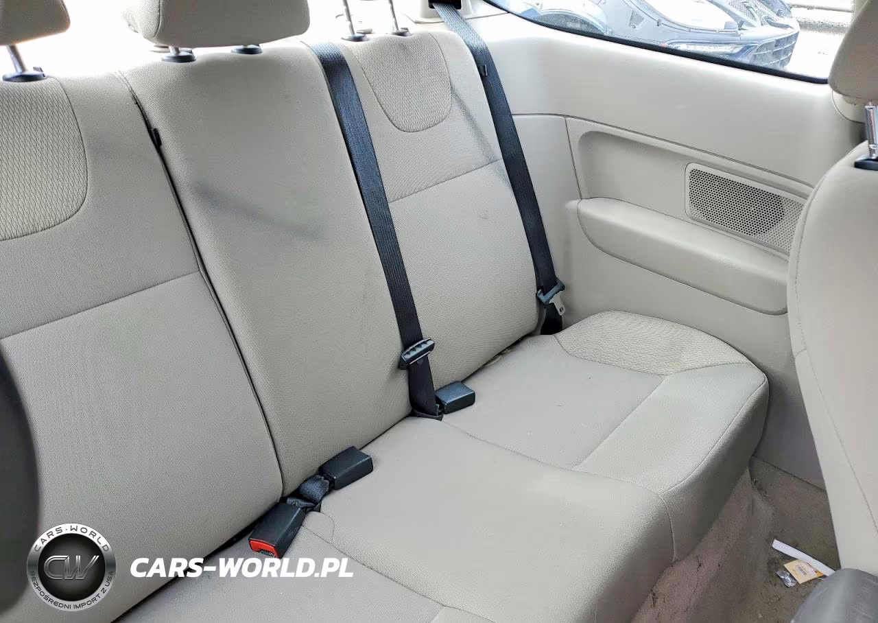 2009 Ford Focus Ses VIN:1FAHP33N19W198689 - 10