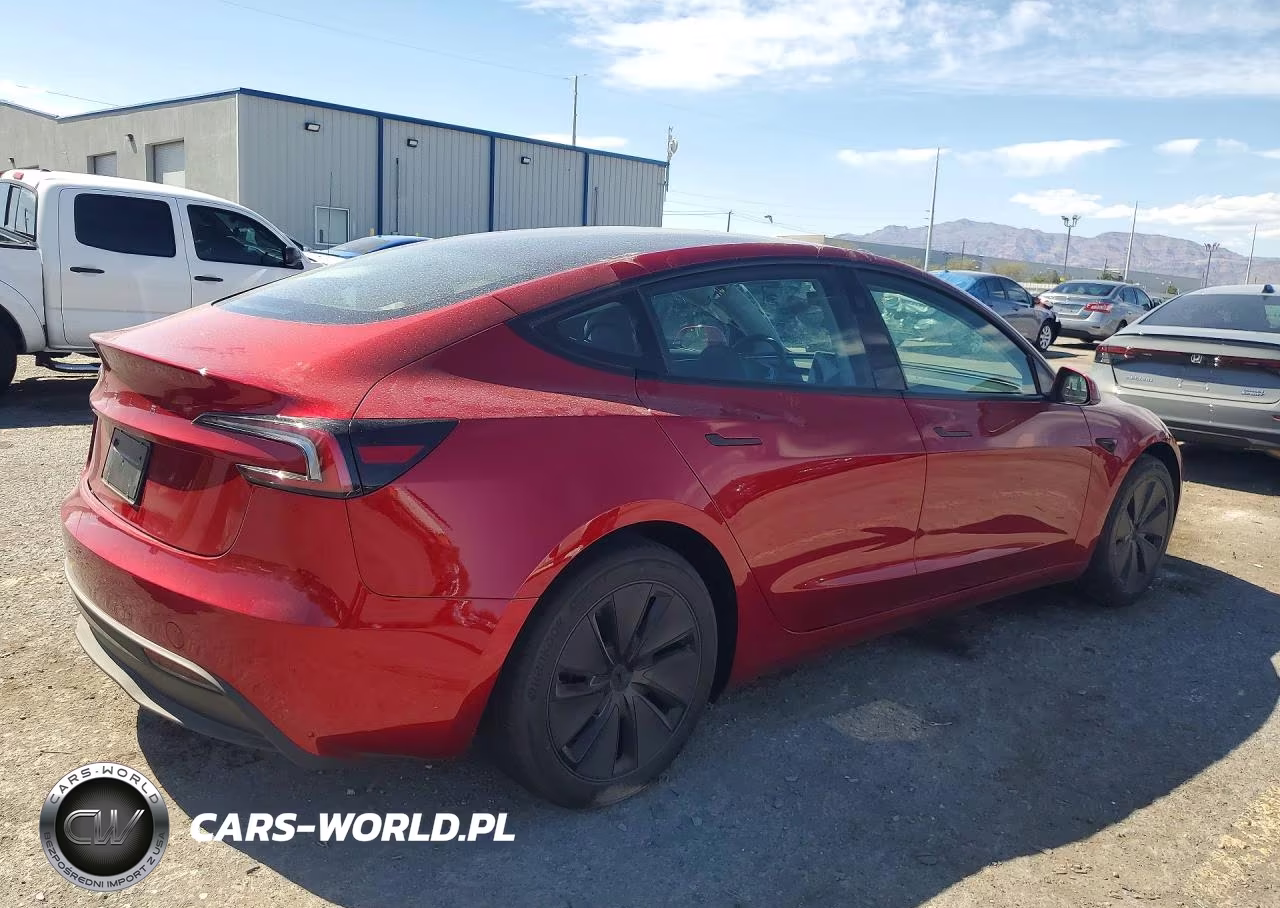 2024 Tesla Model 3 VIN:5YJ3E1EA9RF718084 - 3