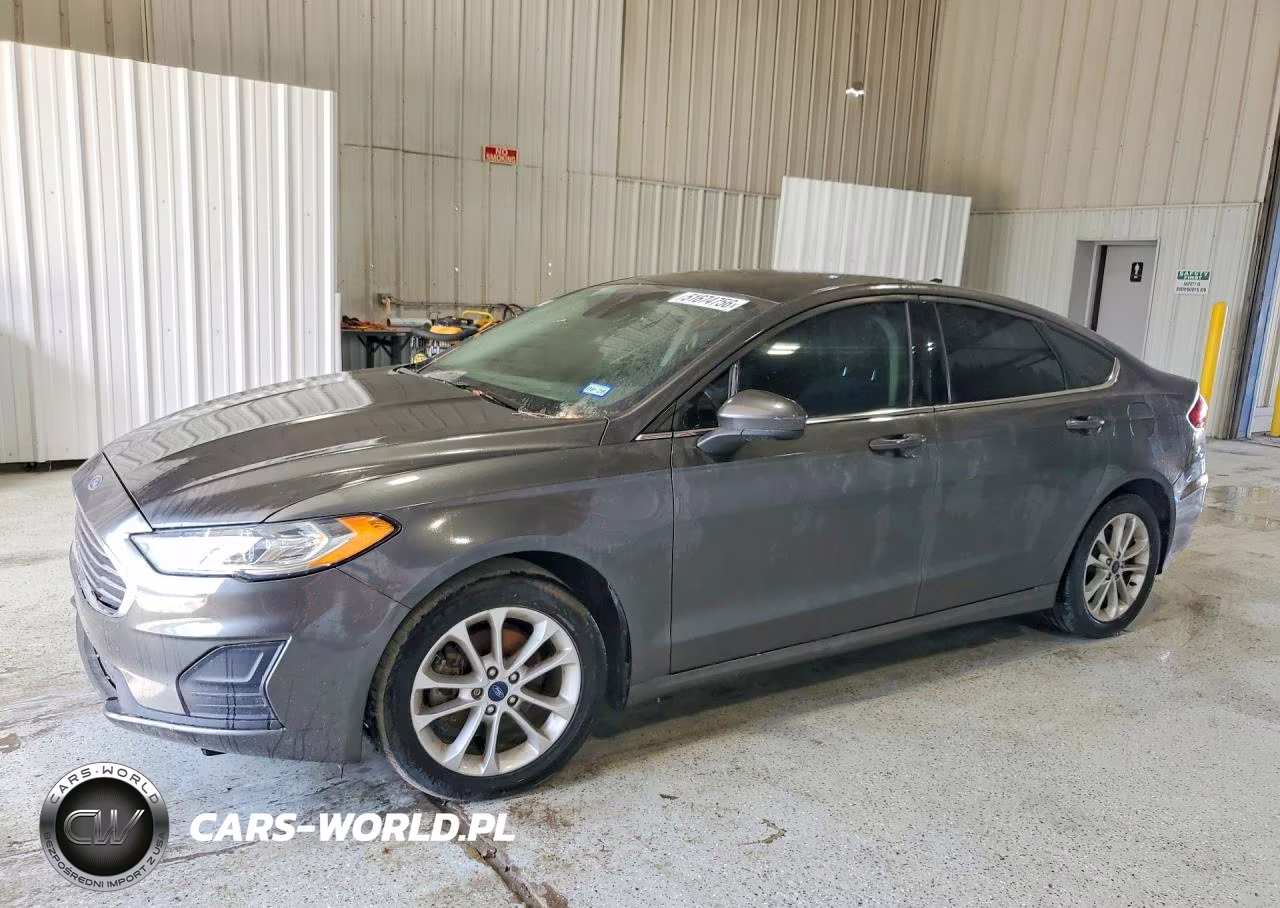 2020 Ford Fusion Se – zdjęcie 1 z 12