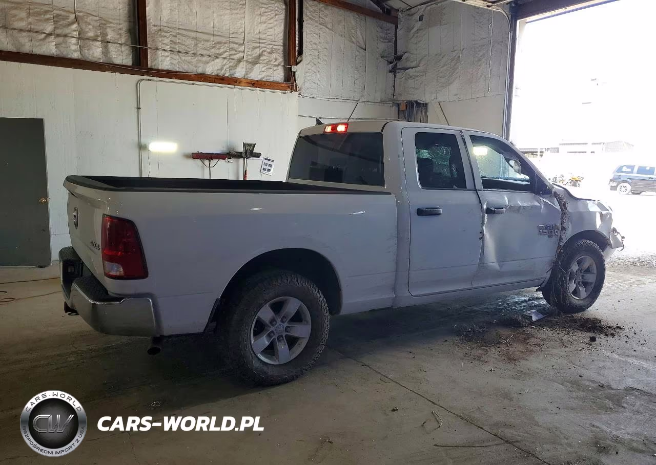 2022 Ram 1500 Classic Tradesman VIN:1C6RR7FG0NS193165 - 3