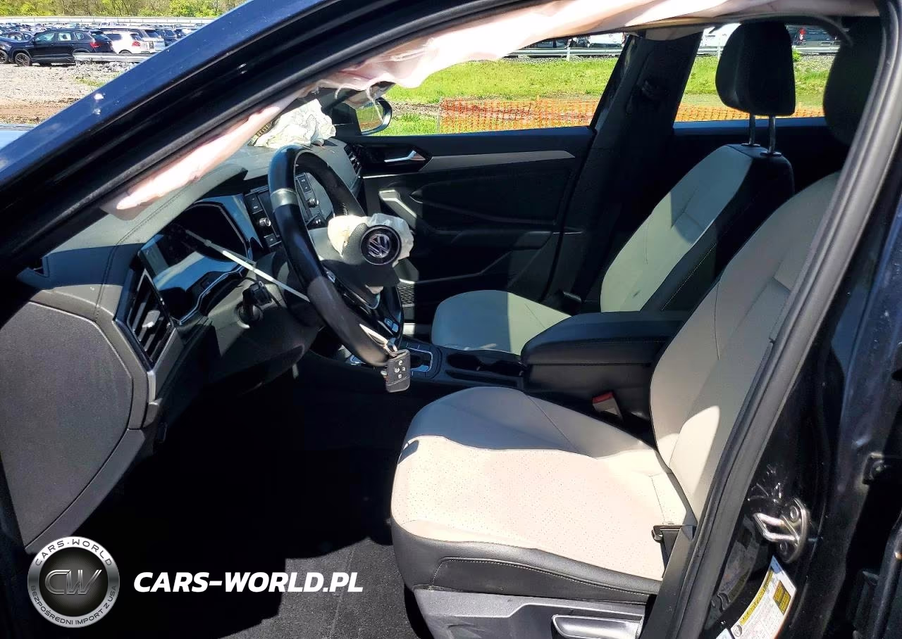 2019 Volkswagen Jetta S VIN:3VWC57BU1KM186555 - 7