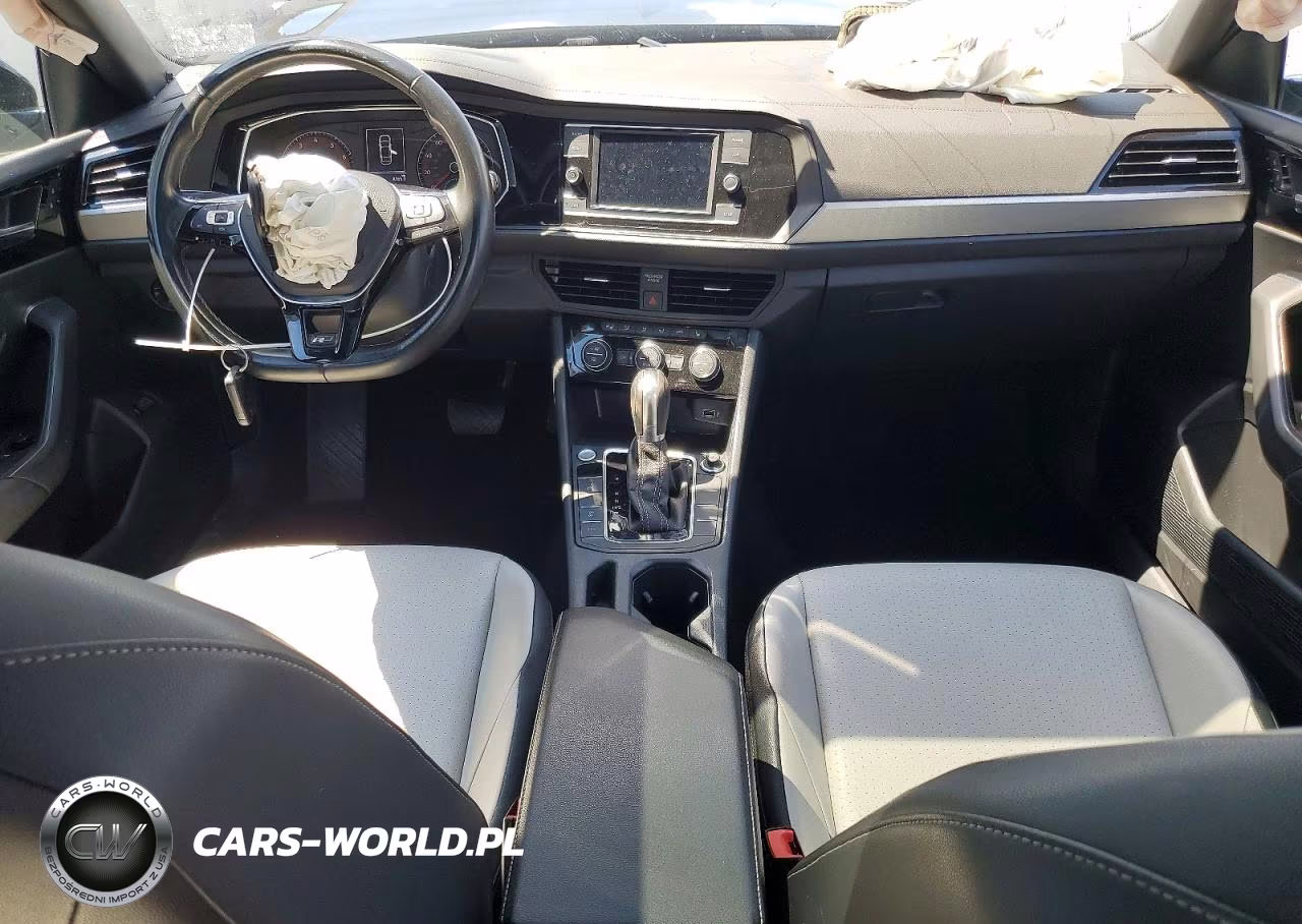 2019 Volkswagen Jetta S VIN:3VWC57BU1KM186555 - 8