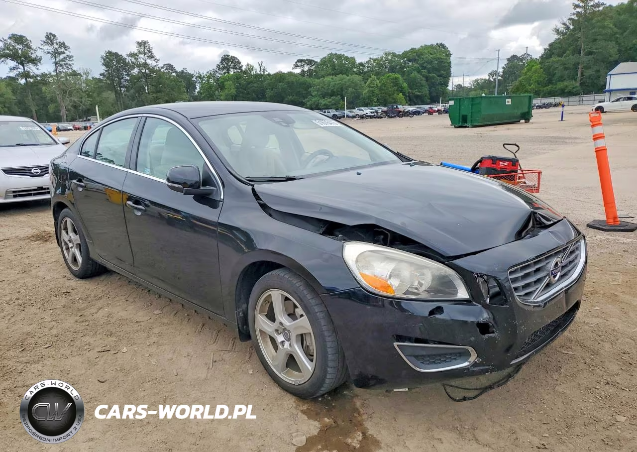 2013 Volvo S60 T5 VIN:YV1612FS0D2222635 - 4
