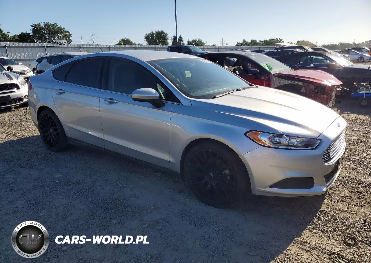 2016 Ford Fusion S VIN:3FA6P0G7XGR282592 - 4