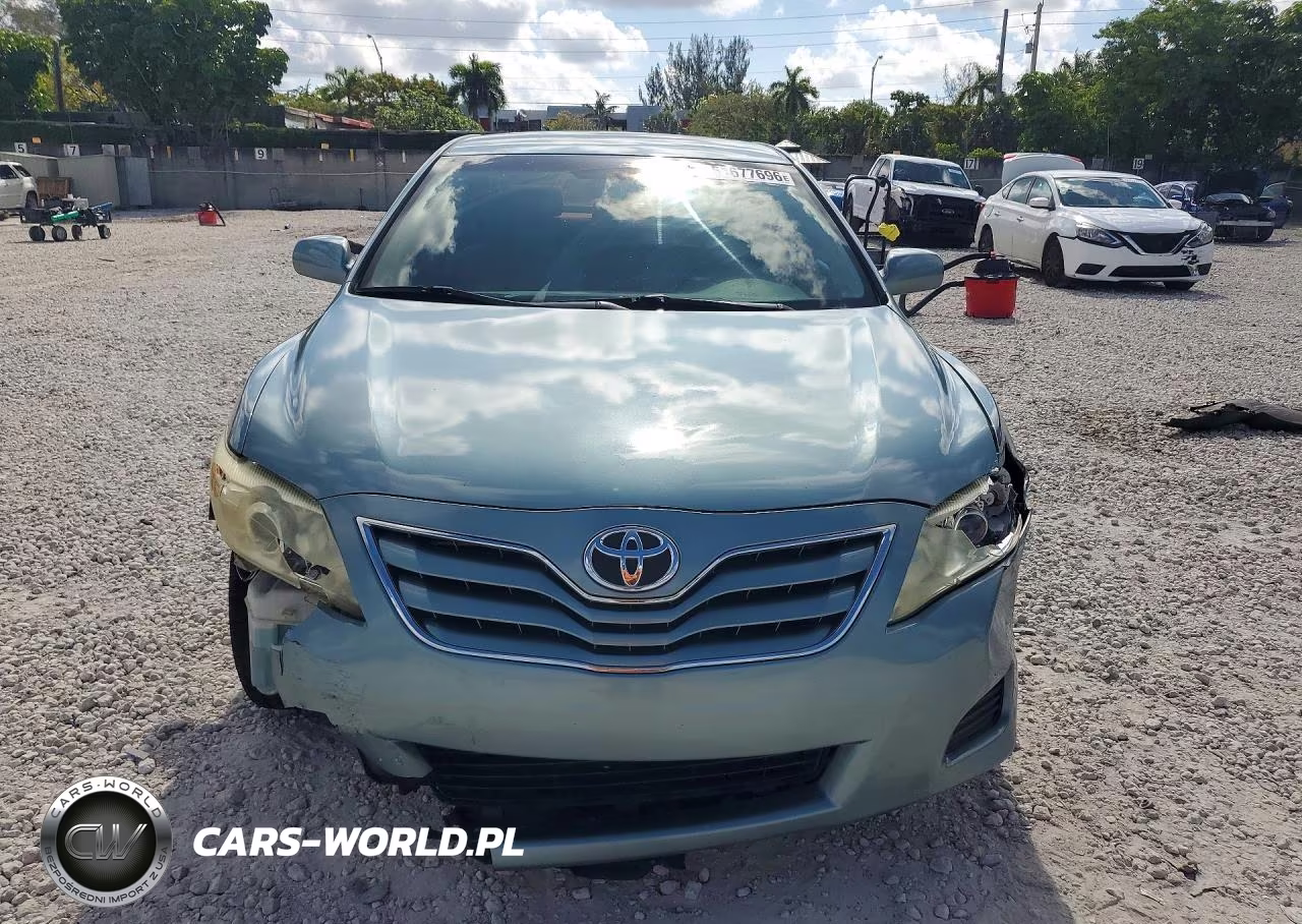 2010 Toyota Camry Le VIN:4T1BF3EK8AU527258 - 5