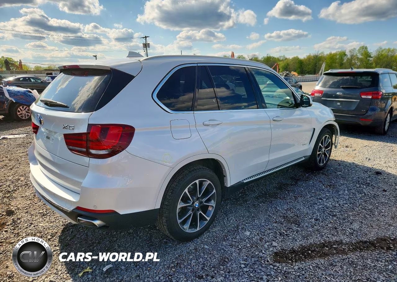 2018 BMW X5 xDrive35I VIN:5UXKR0C50JL076628 - 3