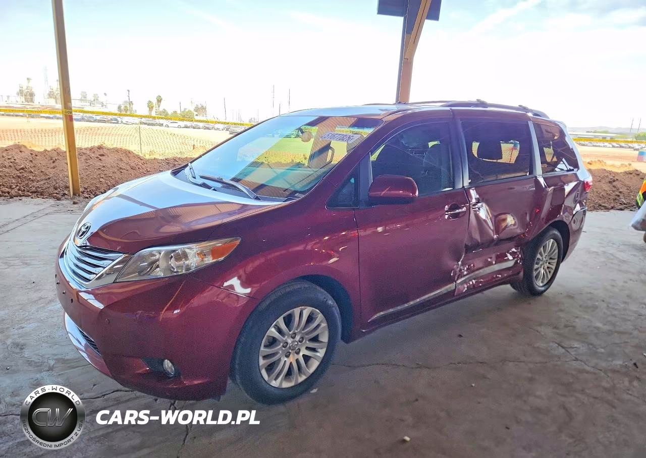 2017 Toyota Sienna Xle 8-Passenger – zdjęcie 1 z 13
