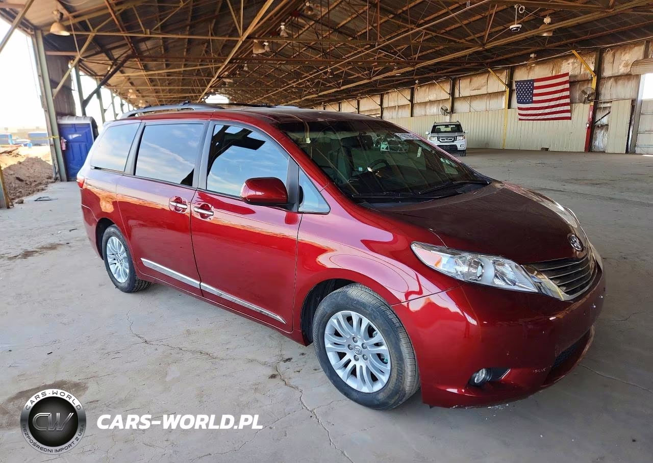 2017 Toyota Sienna Xle 8-Passenger VIN:5TDYZ3DC1HS889818 - 4