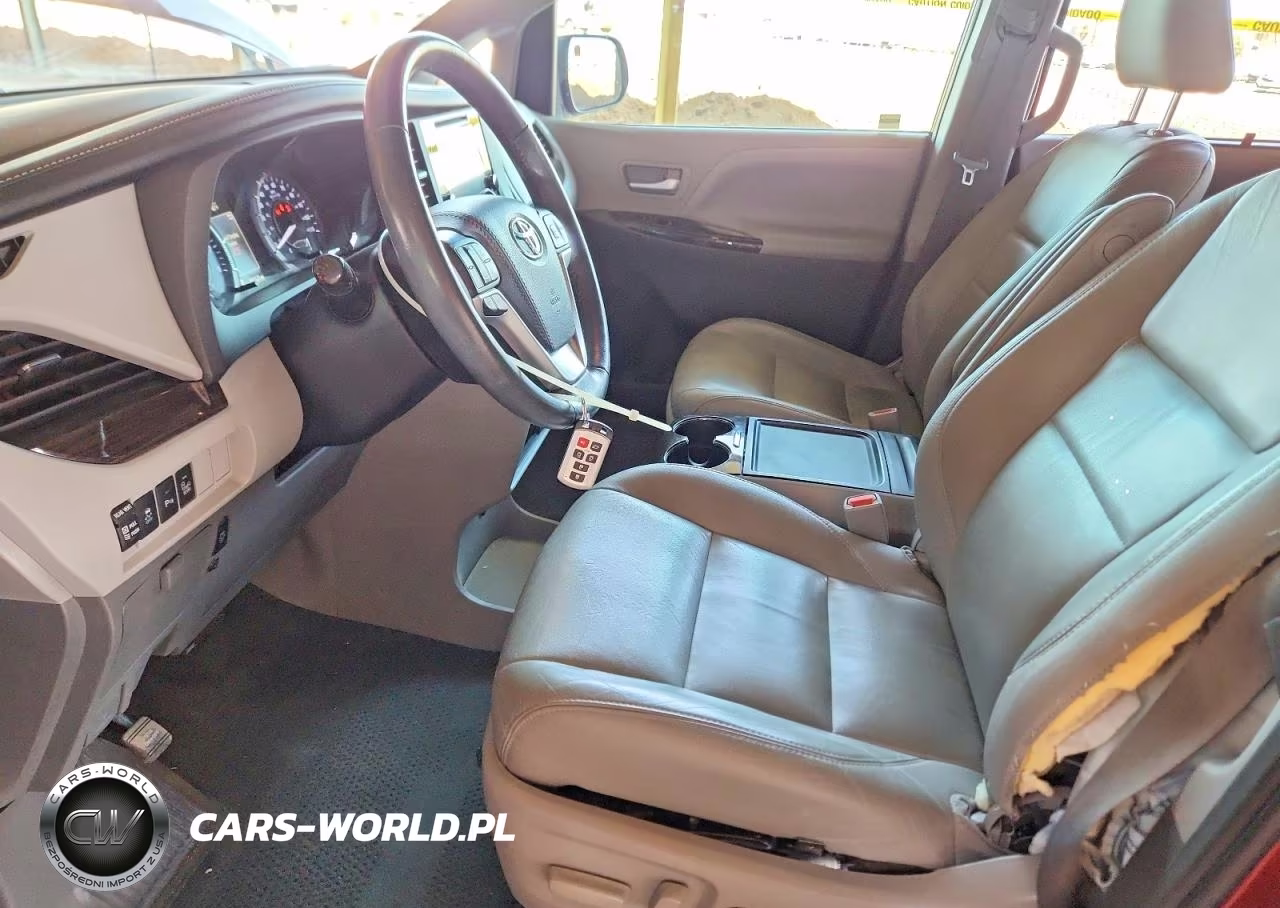 2017 Toyota Sienna Xle 8-Passenger VIN:5TDYZ3DC1HS889818 - 7