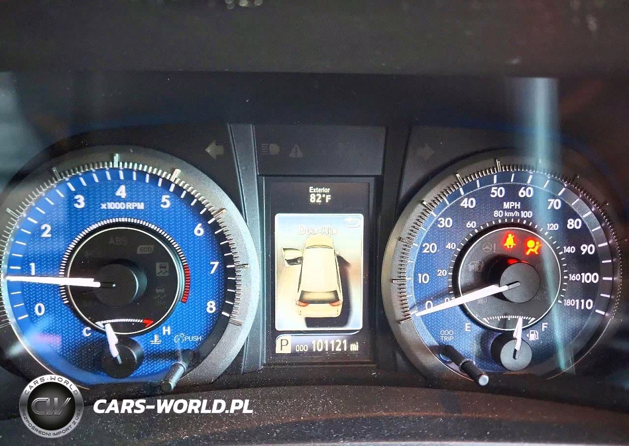 2017 Toyota Sienna Xle 8-Passenger VIN:5TDYZ3DC1HS889818 - 9