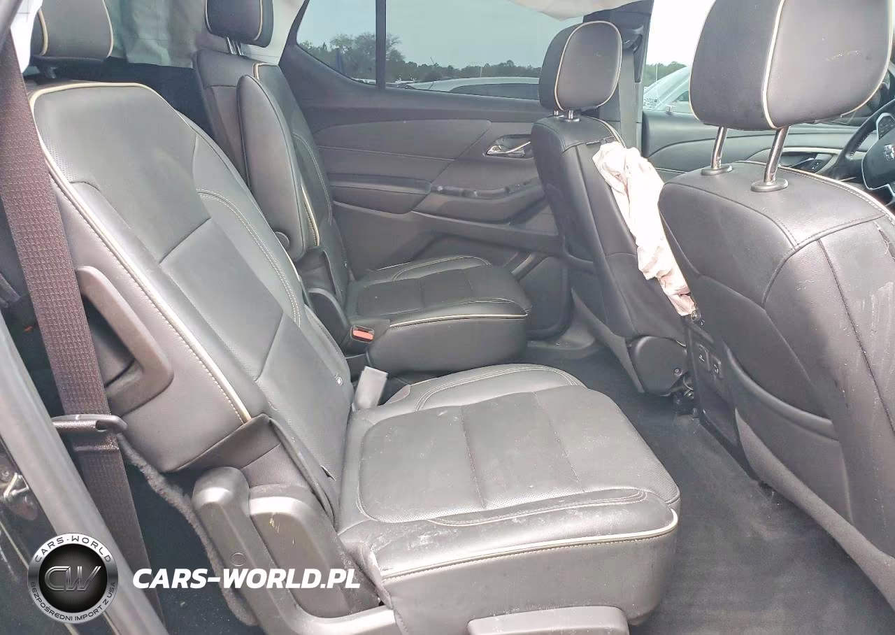 2022 Chevrolet Traverse Premier VIN:1GNERKKW4NJ121728 - 11