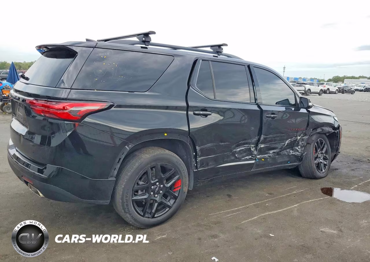 2022 Chevrolet Traverse Premier VIN:1GNERKKW4NJ121728 - 3