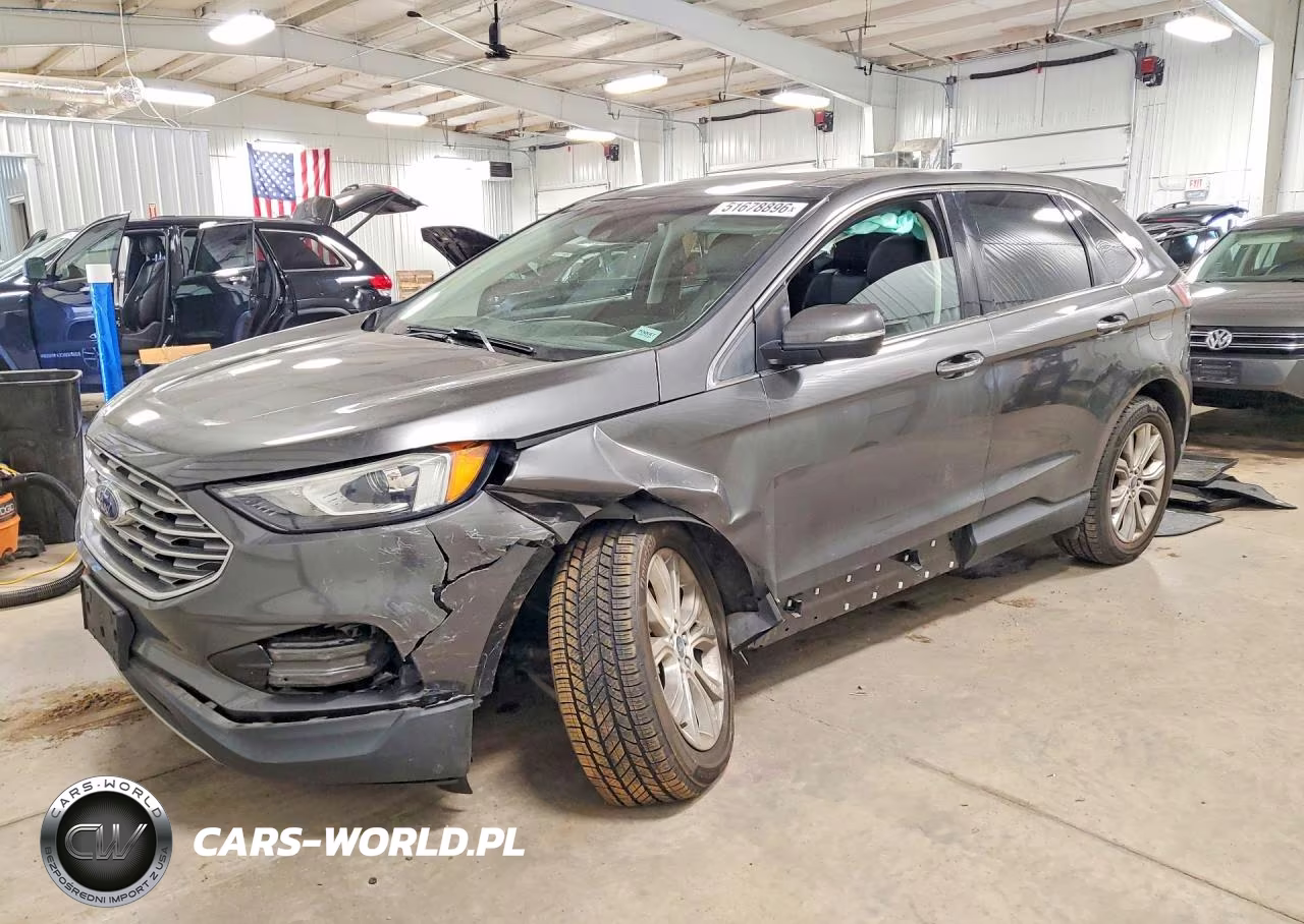 2019 Ford Edge Titanium