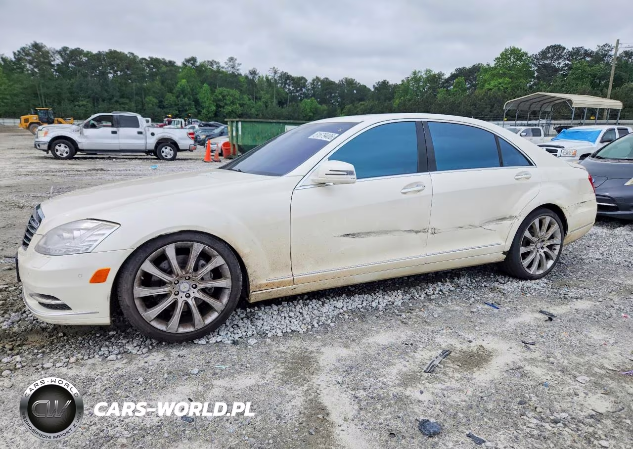 2013 Mercedes-Benz S 550
