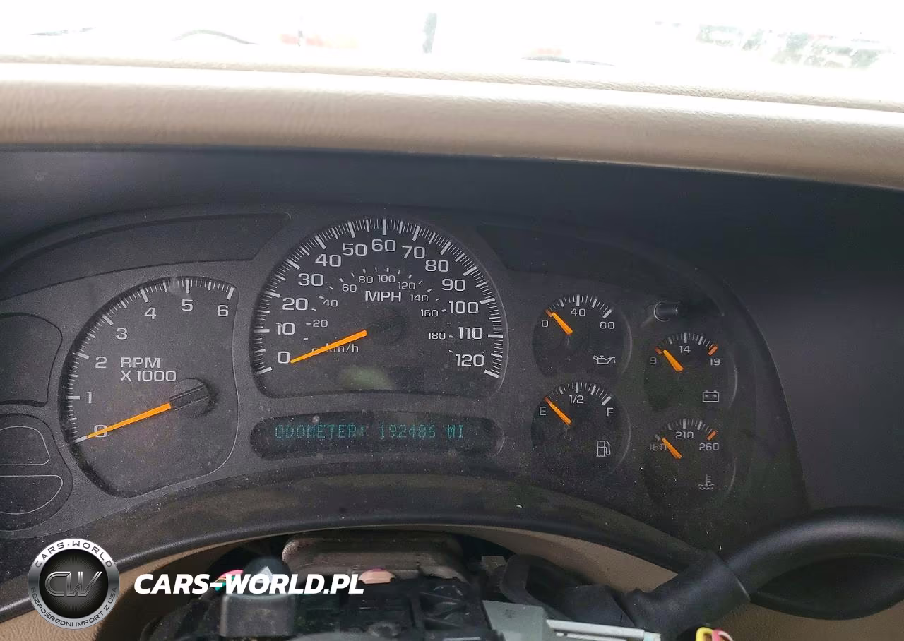 2004 Chevrolet Suburban C1500 VIN:3GNEC16Z34G155787 - 9