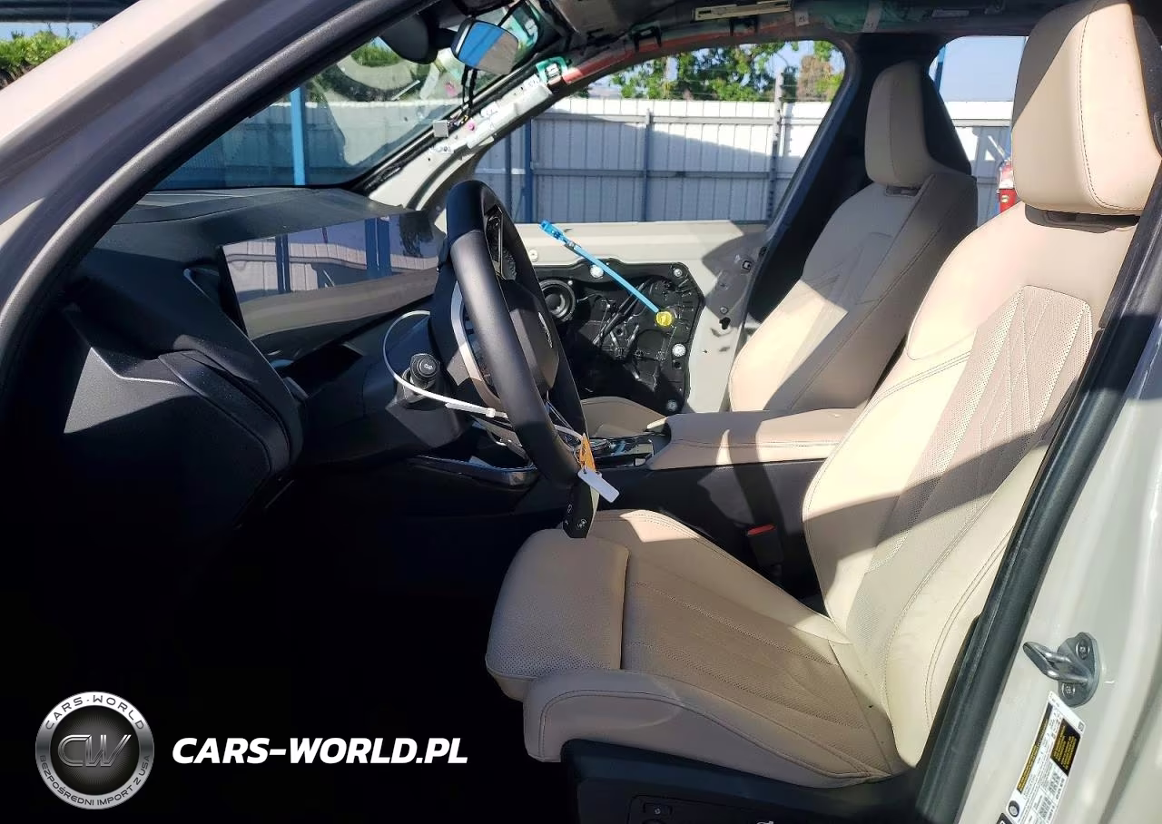 2025 BMW X3 30 xDrive VIN:5UX53GP02S9031226 - 7