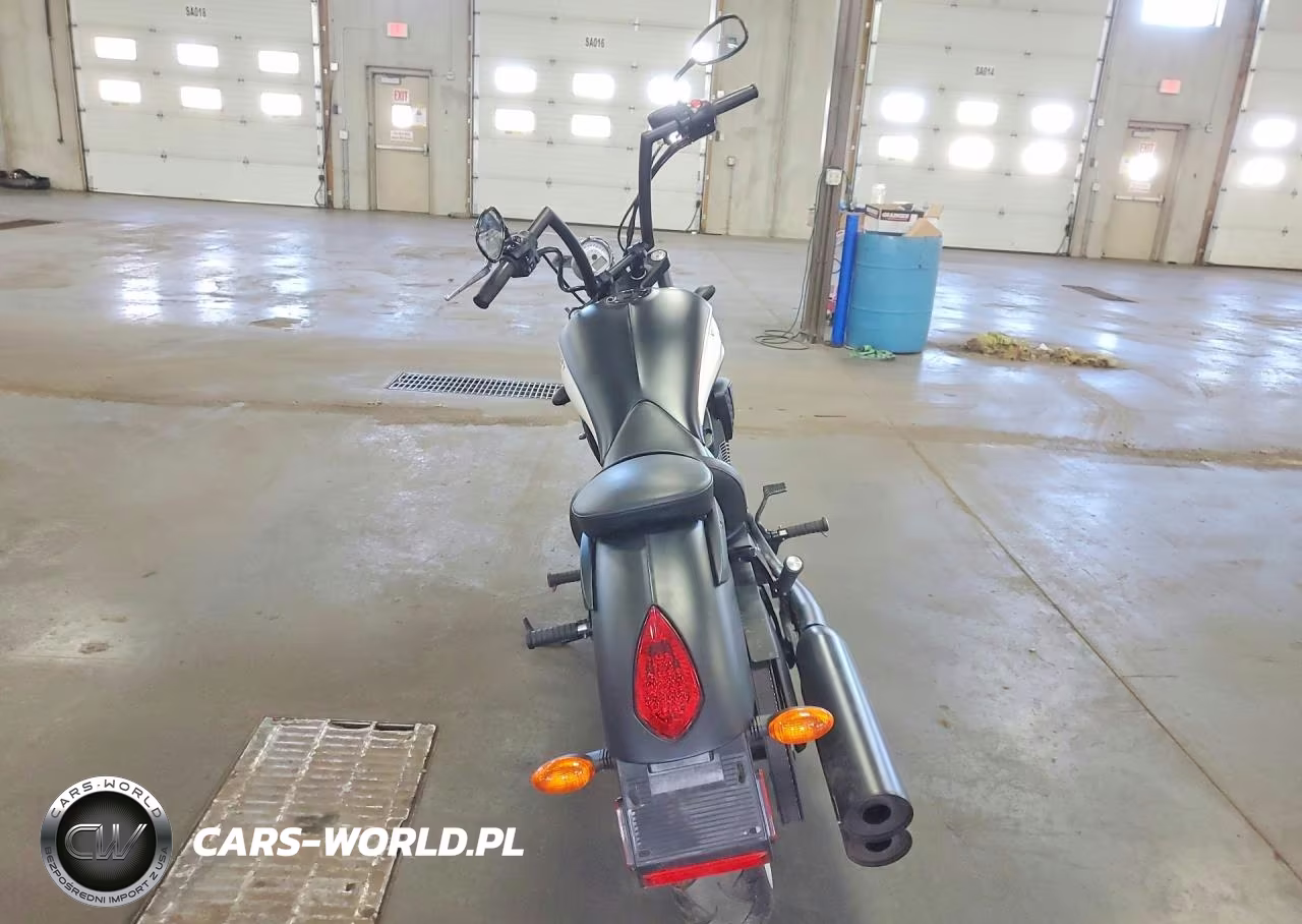 2013 Victory Motorcycles High-Ball VIN:5VPWB36NXD3023736 - 4