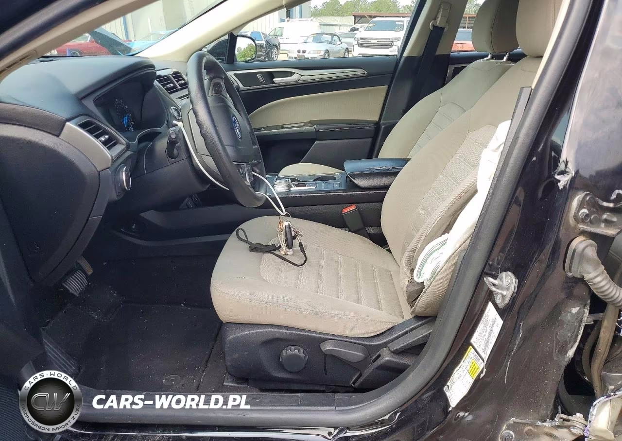 2020 Ford Fusion S VIN:3FA6P0G70LR197805 - 7
