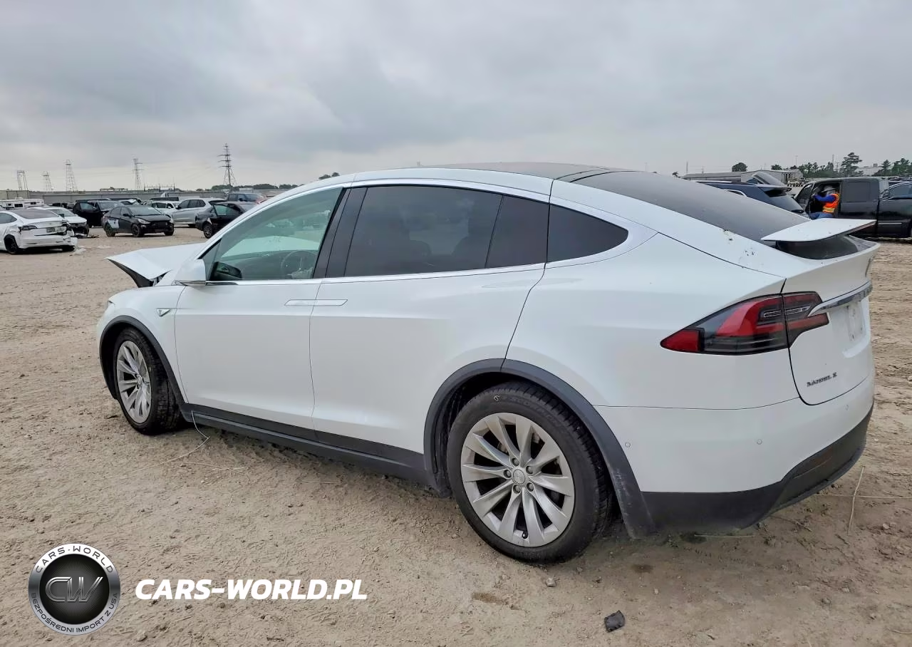 2016 Tesla Model X VIN:5YJXCBE26GF016548 - 2