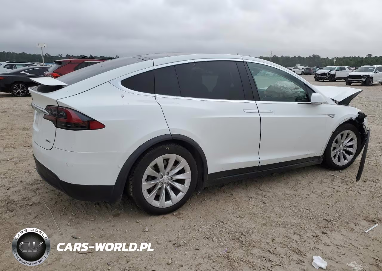 2016 Tesla Model X VIN:5YJXCBE26GF016548 - 3