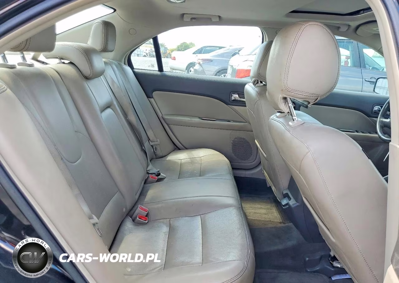 2012 Ford Fusion Hybrid VIN:3FADP0L32CR445028 - 10