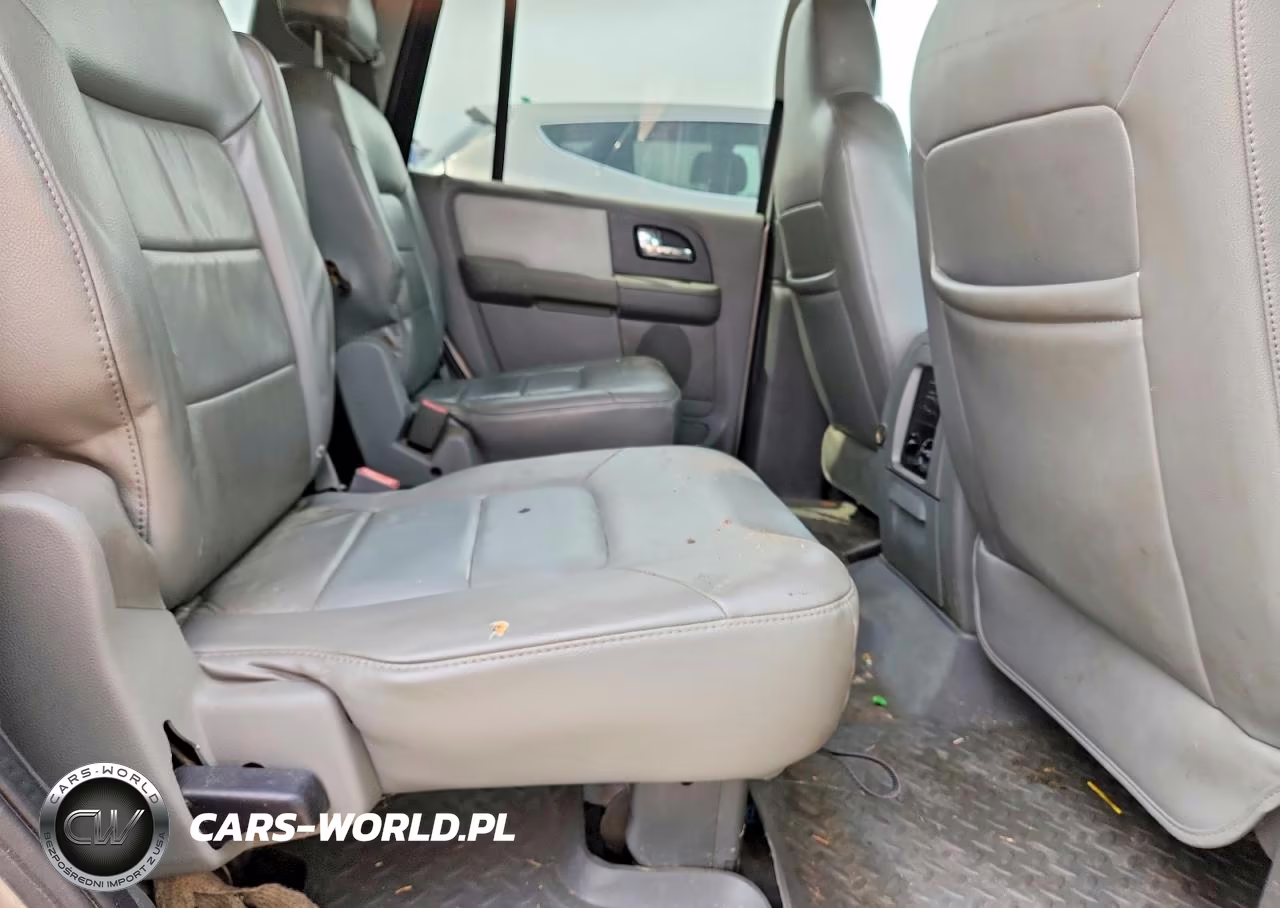 2005 Ford Expedition Xlt VIN:1FMPU15535LA23142 - 11